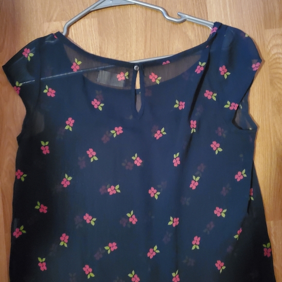 Hollister top - Picture 2 of 6